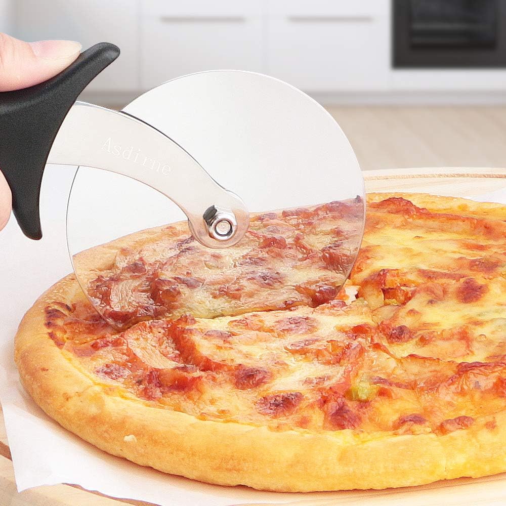 Pizza Cutter with Black Plastic Handle