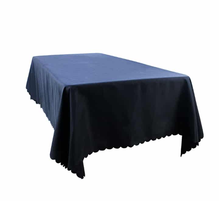 Rectangular Plain Table Cloth with Scalloped Edge