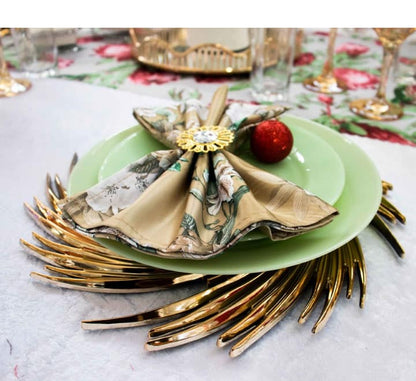 Plastic Underplate Swirl Design Gold 33cm