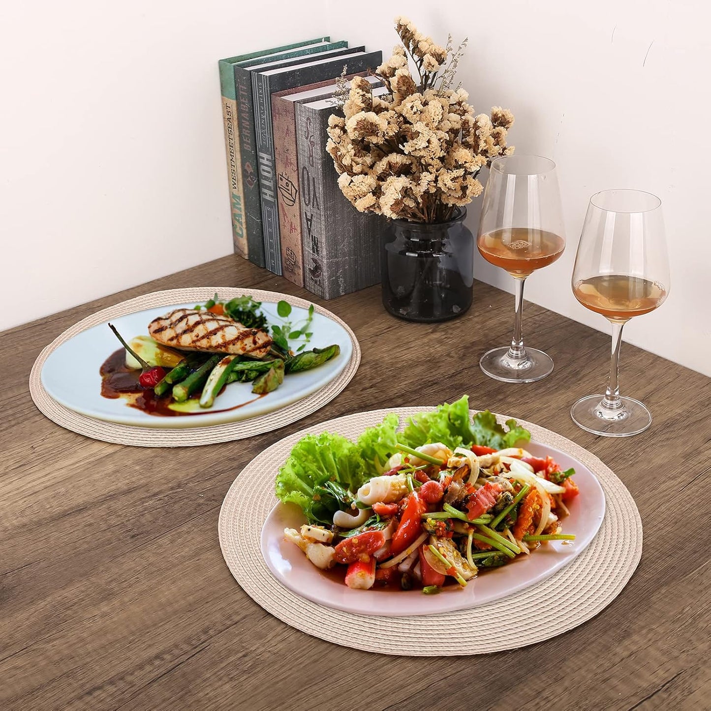 Spiral Pattern Round Placemat